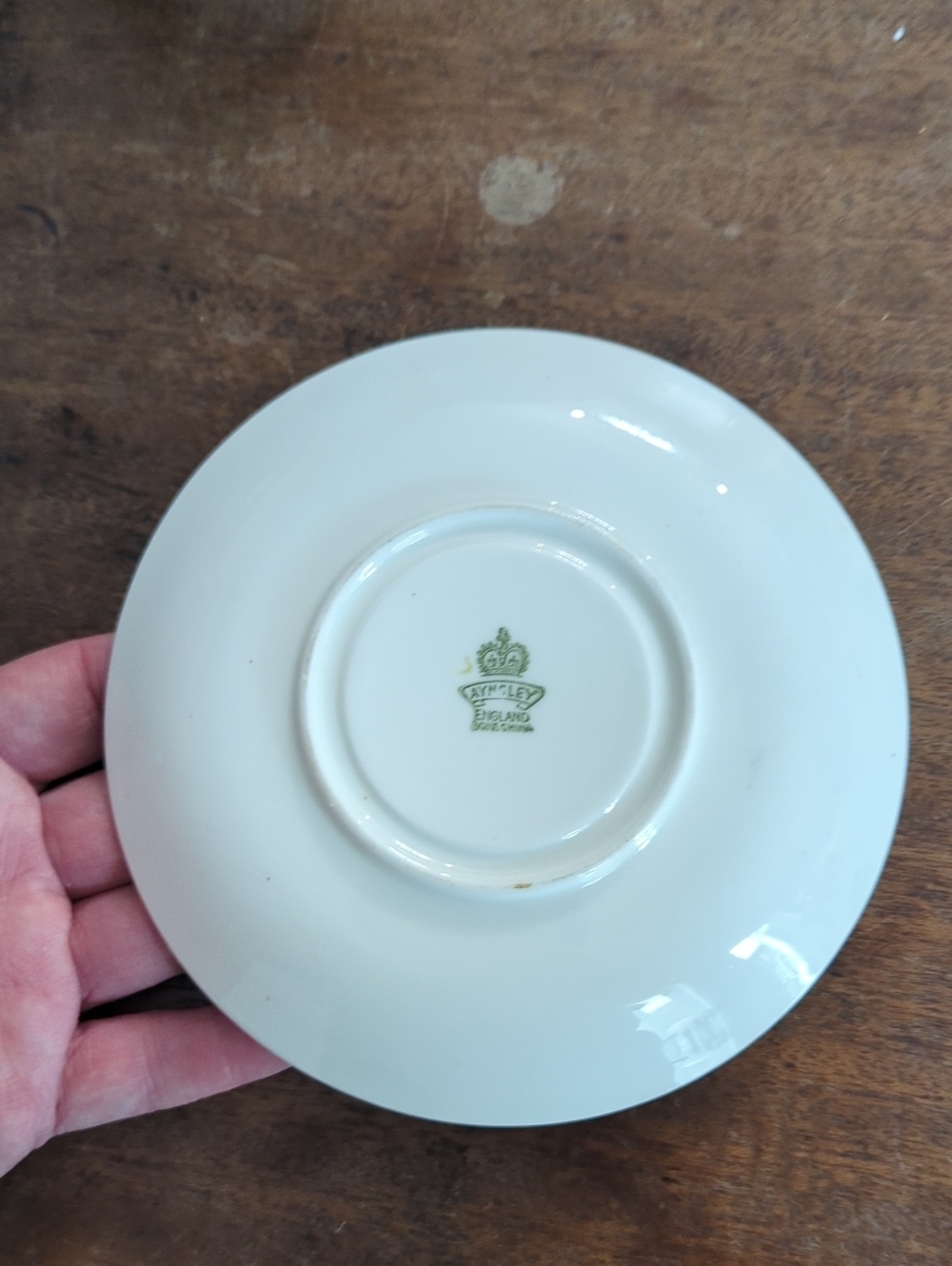 Queen Elizabeth Coronation Tea Cup And Saucer, Mint Condition - Picture 7 of 7